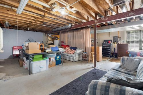 1080 Birchbark Trl, Carol Stream IL  60188-9186 exterior