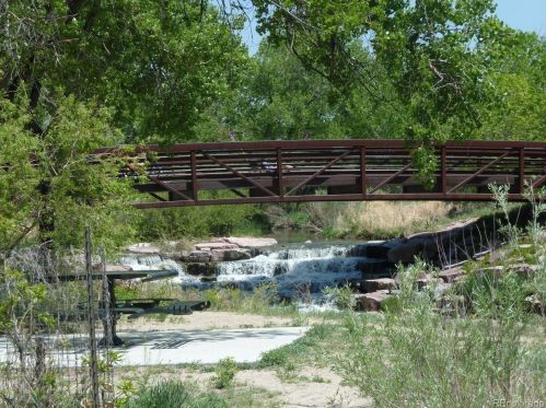 18191 Crestridge Dr, Aurora CO 80015-2667 exterior