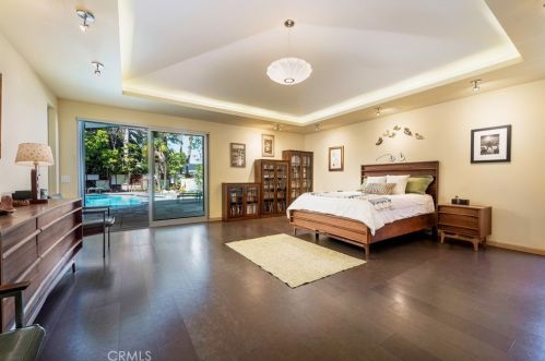 1107 Riviera Dr, Santa Ana CA 92706-1841 exterior