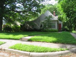 945 22 St, Moline IL  61265-2263 exterior