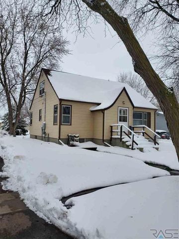 406 Juniper Ave, Marion, SD 57043-2119