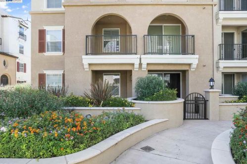 3240 Maguire Way, Pleasanton CA  94568-8600 exterior