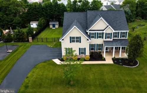 702 Carlton Ct, Harrison Township, NJ 08062-9621