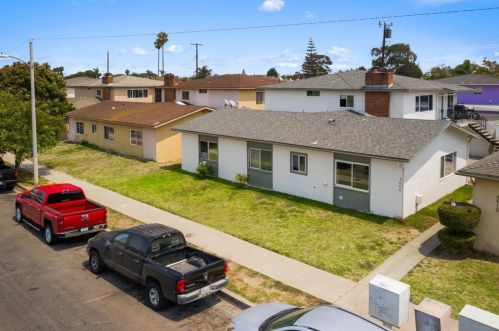4600 Cloyne St, Oxnard, CA 93033-7279