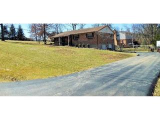 10107 Leacrest Rd, Cincinnati, OH 45215-1310
