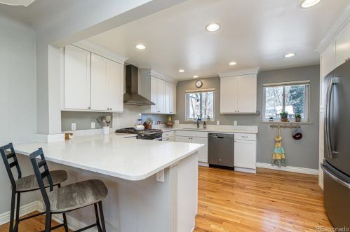 910 Estes St, Denver CO  80215-5452 exterior