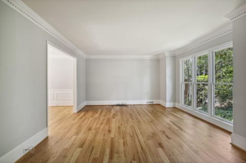 245 Glen Meadow Ct, Atlanta GA  30328-1632 exterior