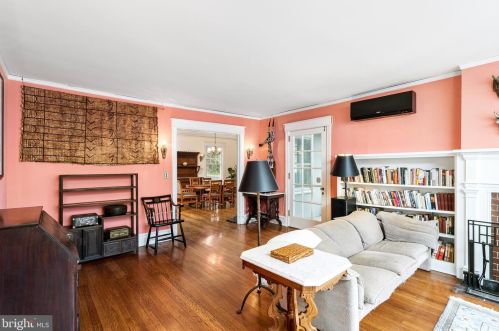 8 Princeton Ave, Princeton NJ  08540-5236 exterior