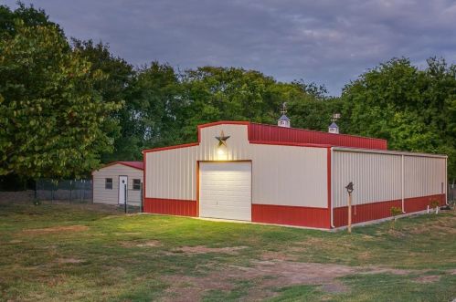 636 Possom Trot Holw, Whitewright TX 75491-7265 exterior