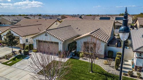 2721 Bellchase Dr, Manteca, CA 95336-5158