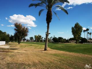 77095 Michigan Dr, Palm Desert CA  92211-7929 exterior