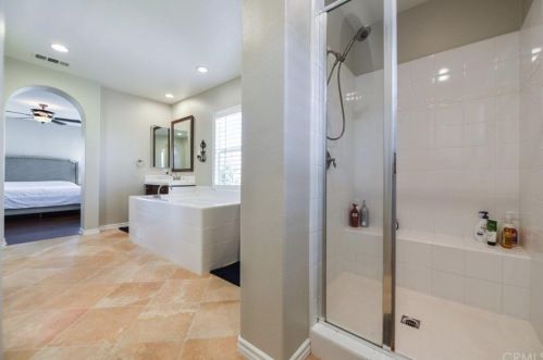 59 Winding Way, Irvine CA 92620-3415 exterior