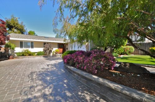 206 Jo Dr, Los Gatos, CA 95032-2416