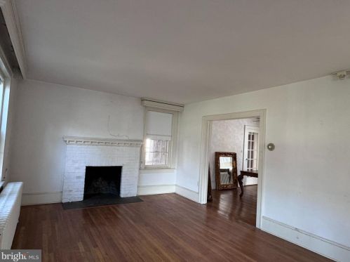 440 Vannest Ave, Trenton, NJ 08618-2745