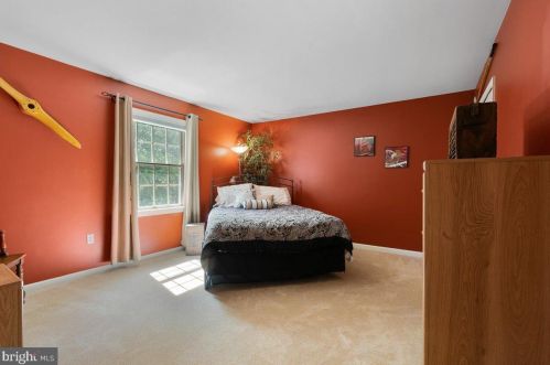 104 Cliff Ave, Lancaster PA  17602-4700 exterior