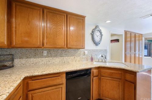 7315 Singingwood Dr, Anaheim CA 92808-1701 exterior