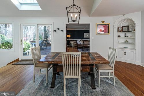 10 Alta Vista Dr, Princeton NJ  08540-7406 exterior