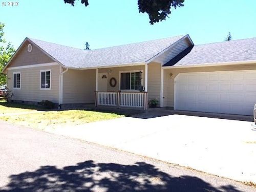 88068 Pine St, Veneta, OR 97487-9690