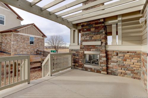 27270 Lakeview Dr, Aurora CO 80016-2514 exterior