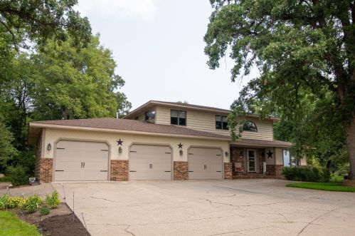 19894 209th St, Cedar Mills, MN 55350-4300