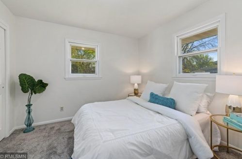 213 Yoho Dr, Anoka MN  55303-1902 exterior