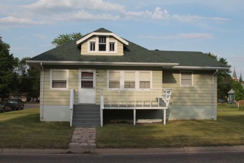 501 3rd Ave, Hankinson, ND 58041-4425