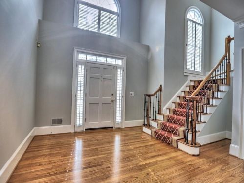 4563 Fountain Dr, Marietta, GA 30067-3657