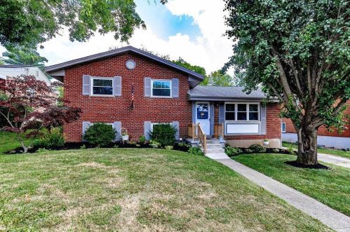 5015 Chantilly Dr, Cincinnati, OH 45238-5706