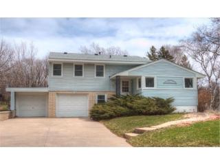 1696 Arkwright St, Saint Paul, MN 55117-2413