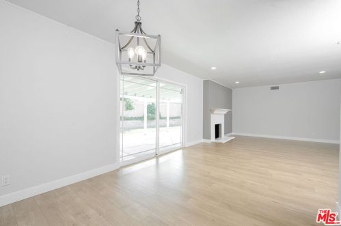 1650 Ona Cir, Simi Valley CA  93063-4540 exterior