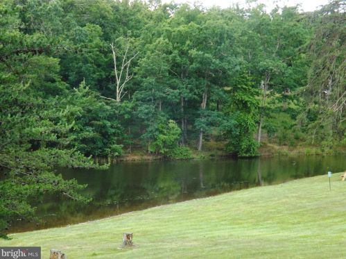 348 Ponds Ct, Berkeley Springs WV  25411-6514 exterior