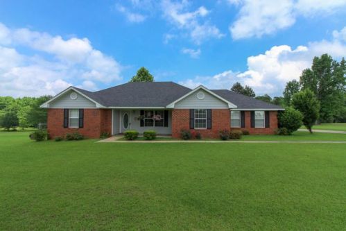 8646 Highway 12, Steens, MS 39766-9008