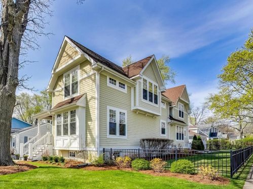 846 Hickory Ave, Arlington Hts, IL 60004-5717