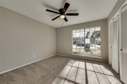 6821 Lancelot Ct, Fort Worth TX  76133-5005 exterior