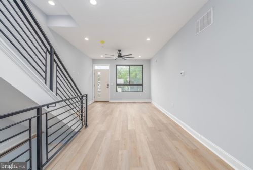 1838 4 St, Philadelphia PA 19122-2202 exterior