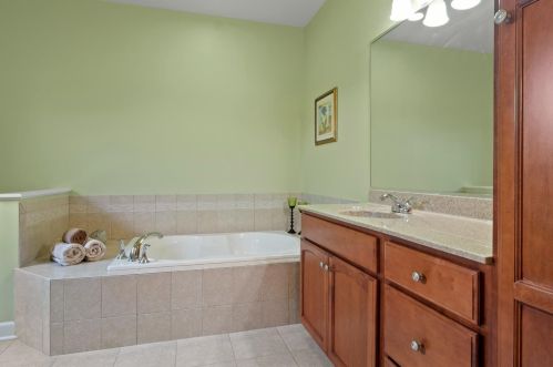 10189 Florida Ln, Crown Point IN  46307-7577 exterior