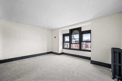 1130 Tilghman St, Allentown PA  18102-2253 exterior