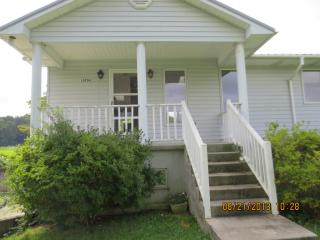10704 Richland Rd, Mascot, TN 37806-1111