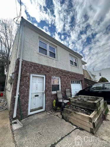 367 Bruck Ave, Perth Amboy, NJ 08861-2128