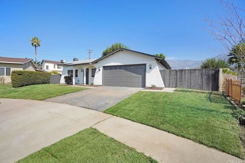 7508 London Ave, Rancho Cucamonga, CA 91730-1418
