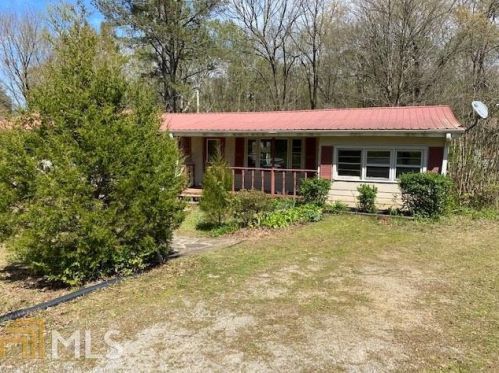 61 Davenport Mill Rd, Carrollton, GA 30117-9144