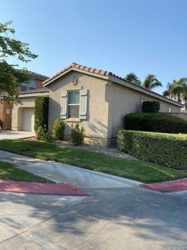 4539 Nicole Way, Riverside, CA 92501-1792