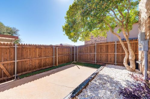 7431 Kingswood Cir, Fort Worth TX  76133-6534 exterior