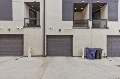 2065 Downing St, Denver CO 80205 exterior