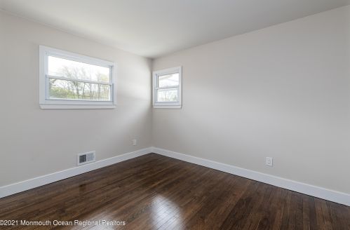 61 Western Dr, Wall Township NJ  07731-2727 exterior