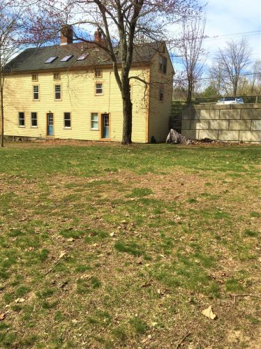 3 Milford St, Brookline, NH 03033-2443