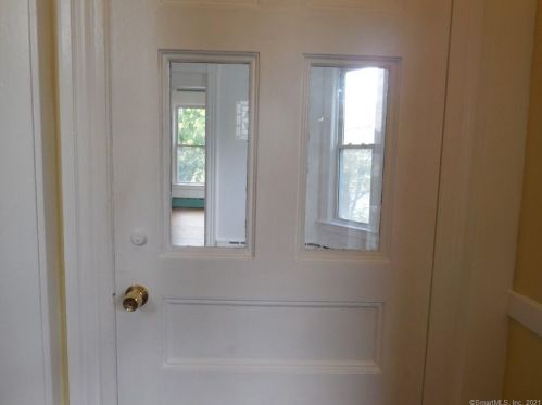 40 Main St, Middletown CT  06457-3407 exterior