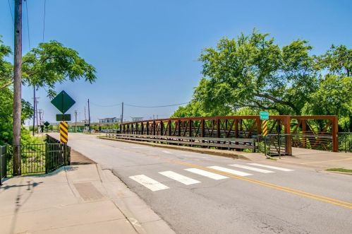 1544 Jackson St, Carrollton TX 75006-6255 exterior