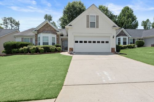 93 Horizon Hl, Newnan, GA 30265-5665