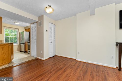 8605 Kenosha Ct, Lorton, VA 22079-3044